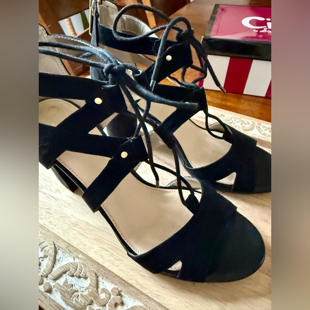 Circus by Sam Edelman Emilia Black Suede Lace-Up Block Heels - Picture 9 of 10